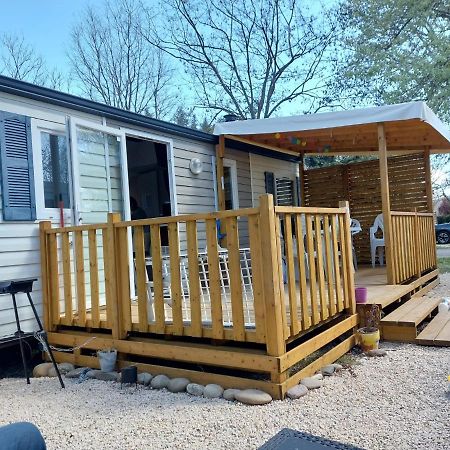 Mobil Home Tout Confort 6 Personnes Climatise Au Pied Du Luberon La Roque-d'Antheron Exterior foto