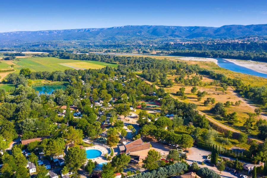 Mobil Home Tout Confort 6 Personnes Climatise Au Pied Du Luberon La Roque-d'Antheron Exterior foto